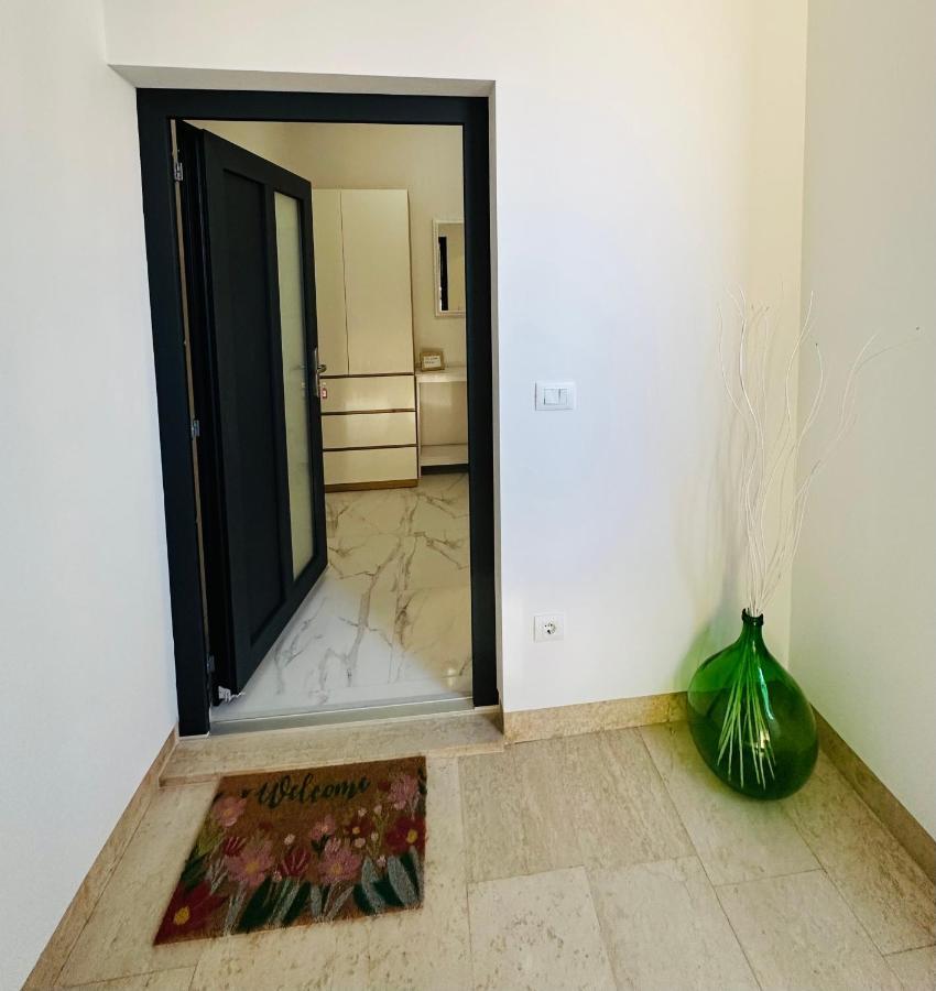 Studio Zara Rovinj Exterior photo